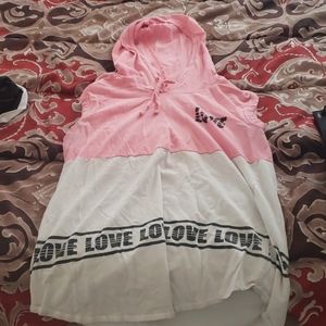 Women sleeveless Love hoodie shirt